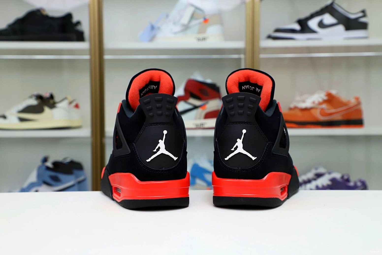 AIR 'RED RETRO 4 JORDAN THUNDER' 0905